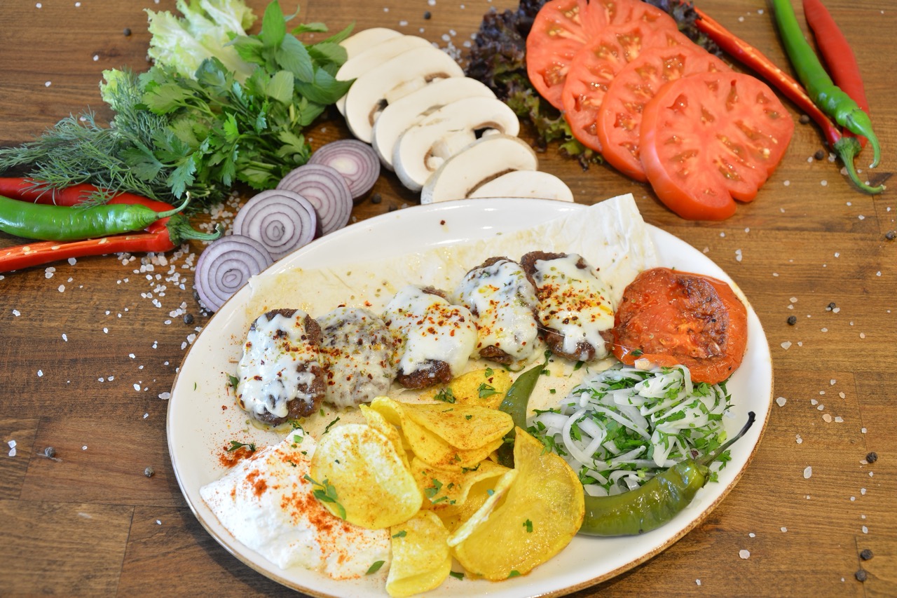 Kaşarlı Köfte